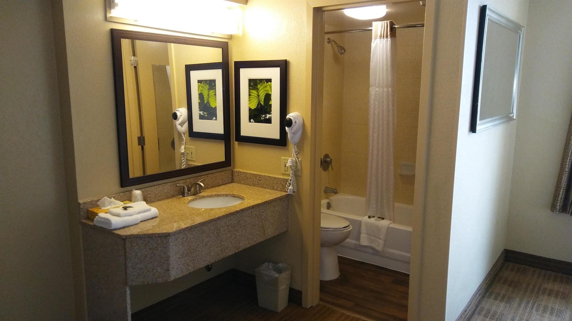 Extended Stay America Suites - Dallas - Las Colinas - Green Park Dr Irving Bagian luar foto