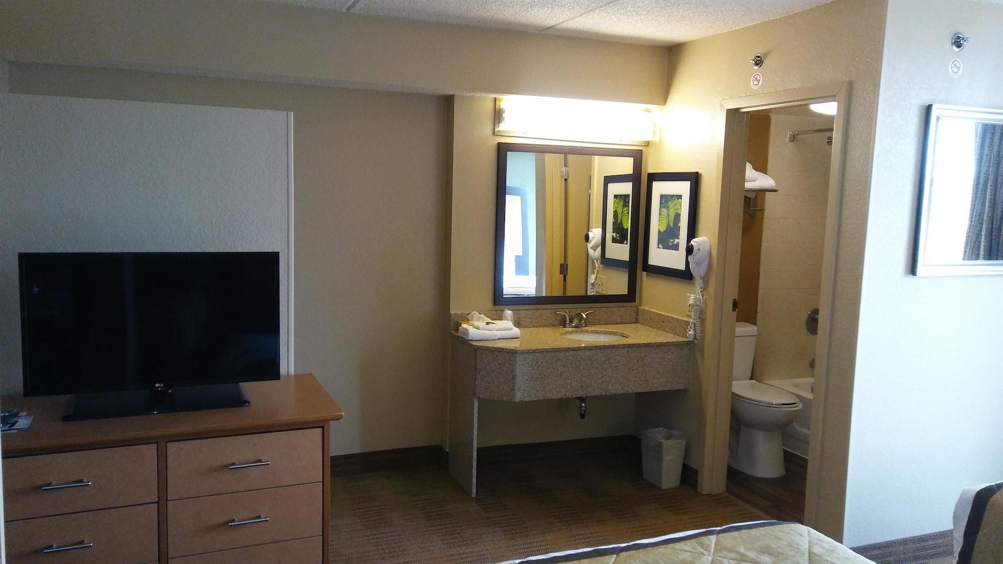 Extended Stay America Suites - Dallas - Las Colinas - Green Park Dr Irving Bagian luar foto